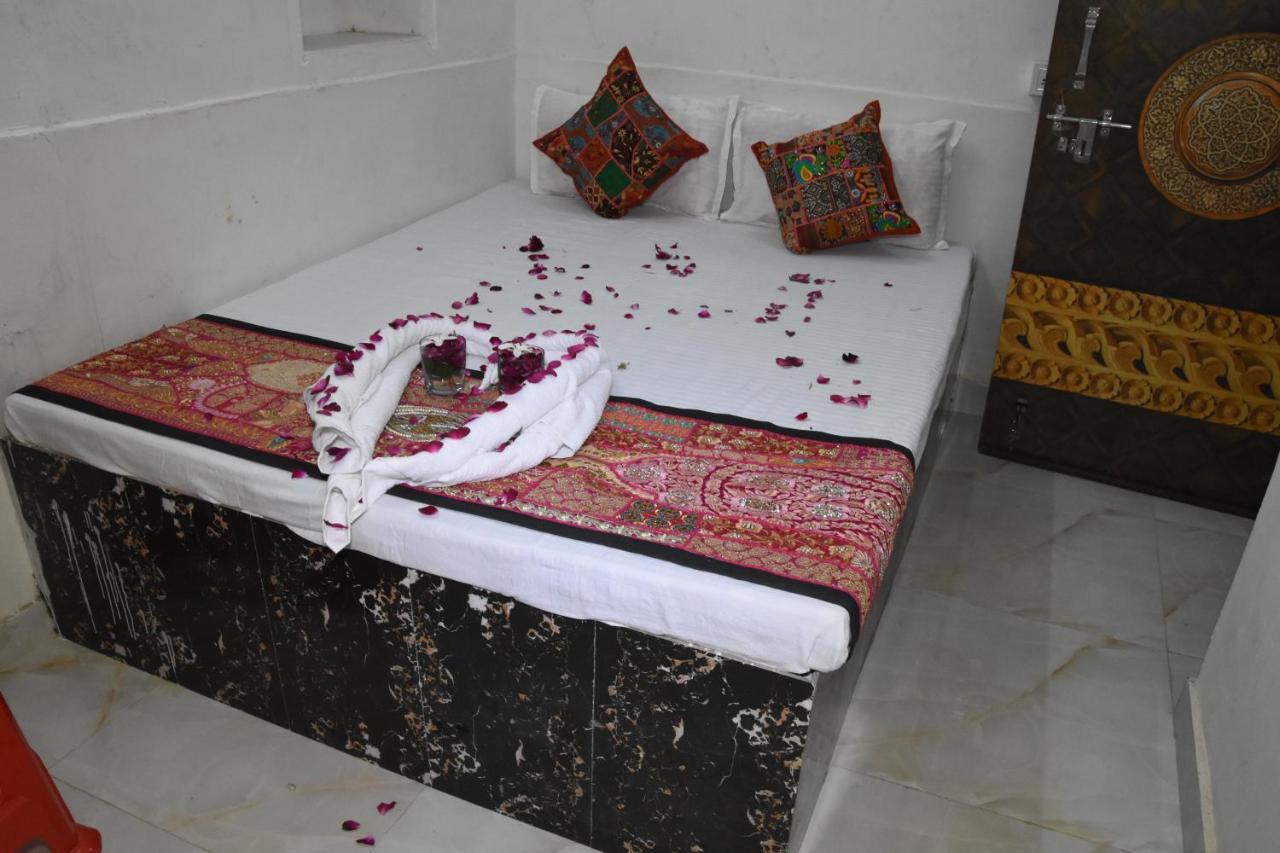 Hotel Kota Kunj Heritage Pushkar Ngoại thất bức ảnh